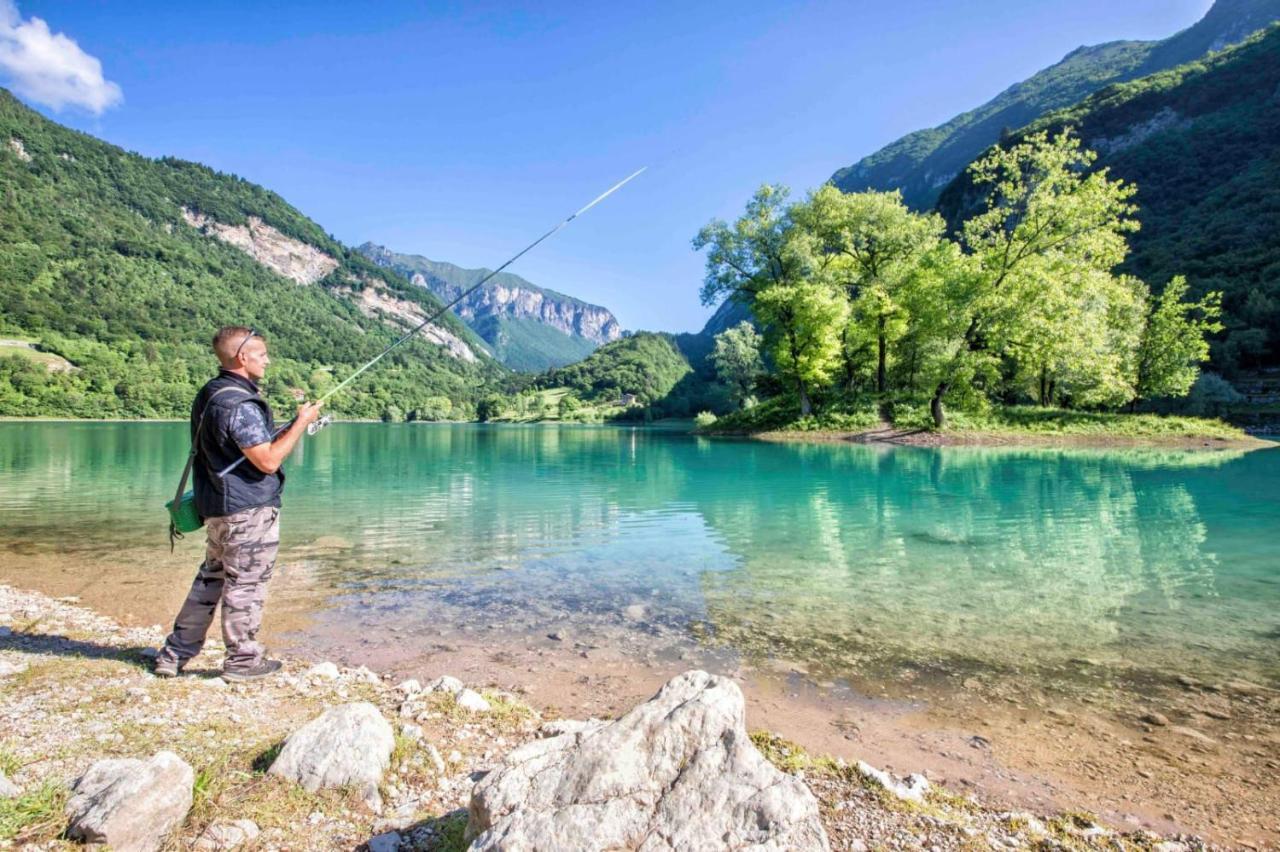 Al Trovante - Gardaslowemotion Aparthotel Tenno Luaran gambar